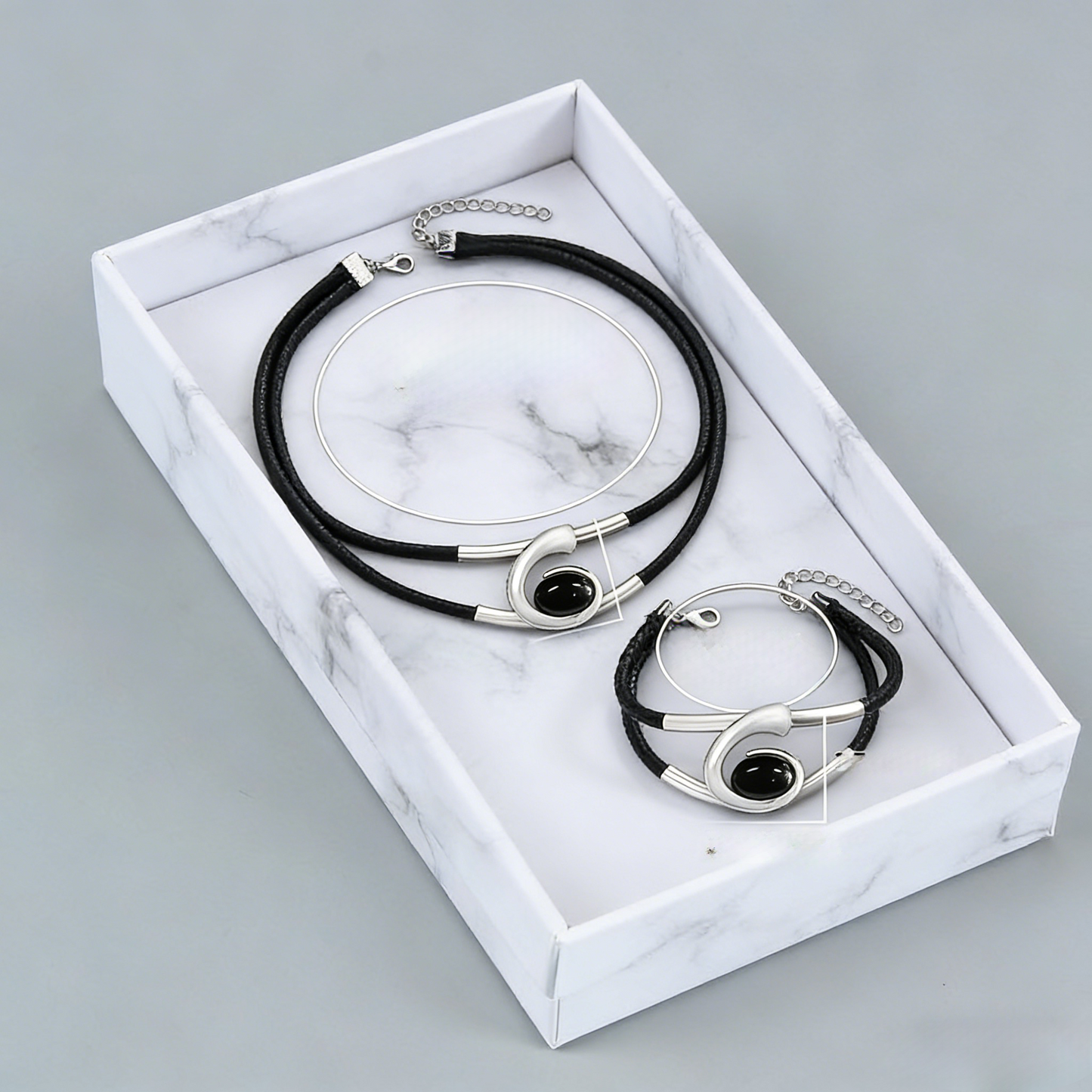 Suri™ Vintage Boho Style Necklace and Bracelet Set