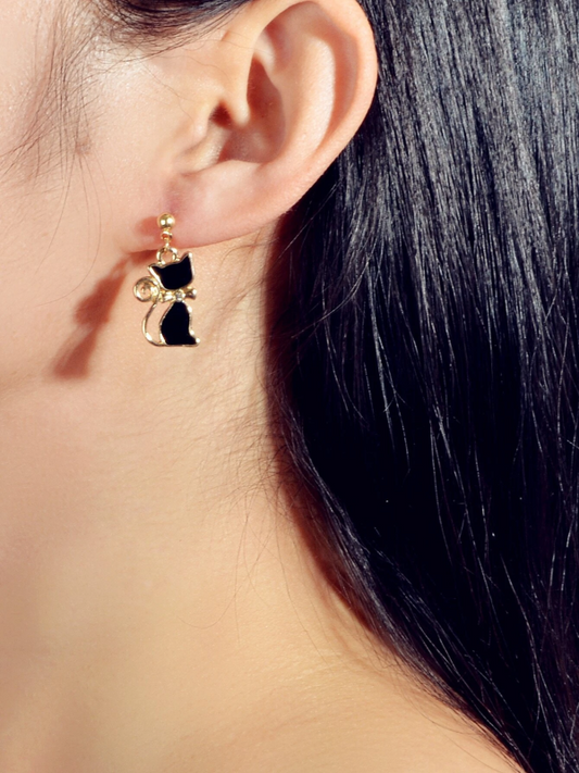 Elin™ Black Cat Earrings with Chic Style