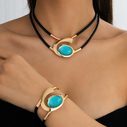 Suri™ Vintage Boho Style Necklace and Bracelet Set